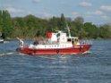 Motor Segelboot mit Motorschaden trieb gegen Alte Liebe bei Koeln Rodenkirchen P082